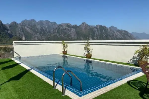 PM Hotel Vang Vieng