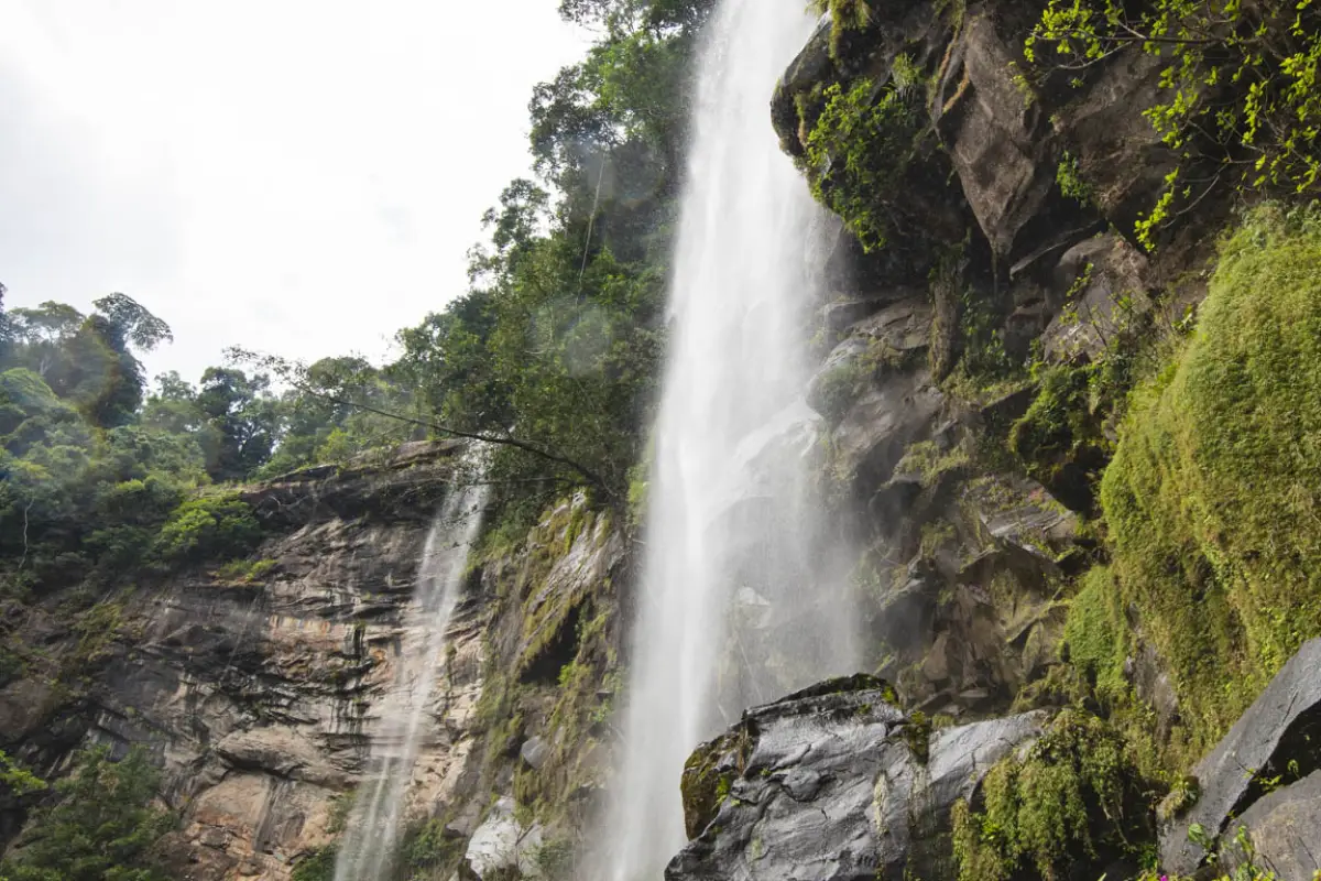 Sa Nam Waterfall
