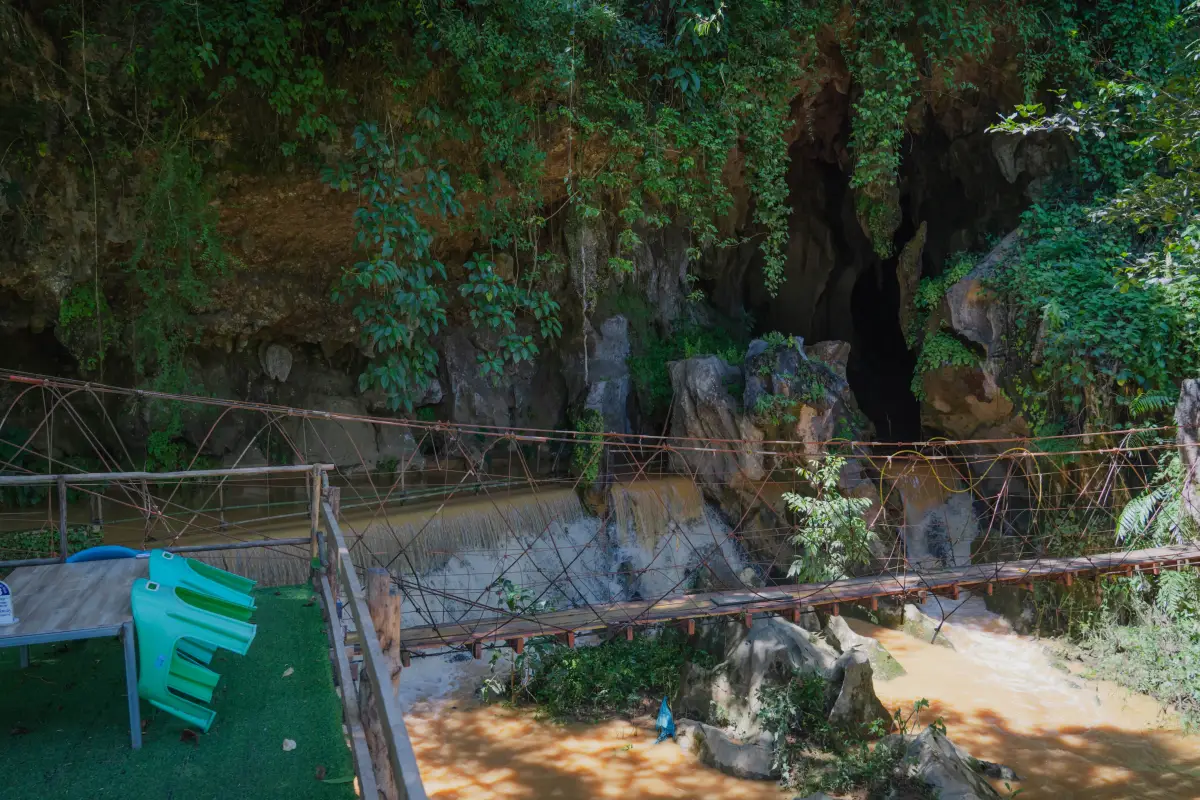 Tham Norn Cave