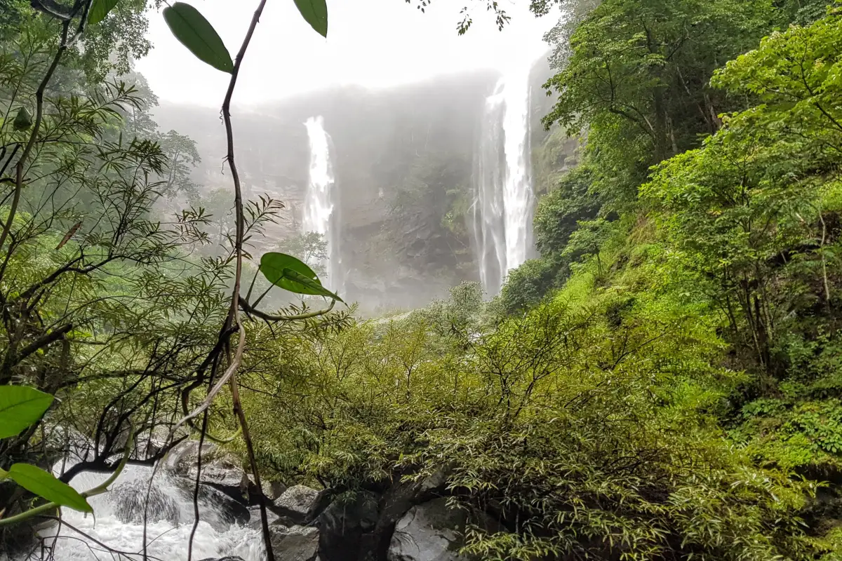 Sa Nam Waterfall