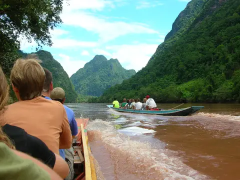 2 Days Trek & Homestay in Nong Khiaw & Cultural Activities & Tadmok waterfall