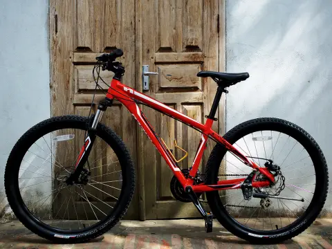 1-Day Mountain Biking, Kuang Si Waterfall, Bear Sanctuary & Mekong River Cruise