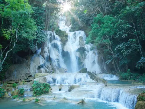 1-Day Trekking to Kuang Si Waterfall