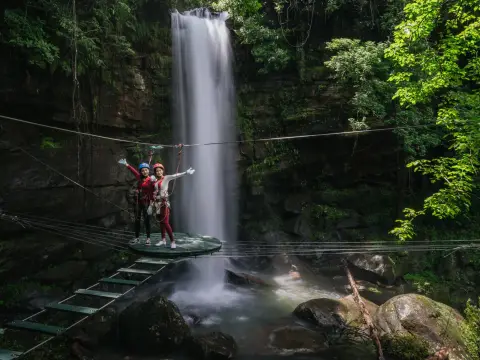 Enjoy taking photos, Net bridge and Waterfall at Nam Pien Yorlapa